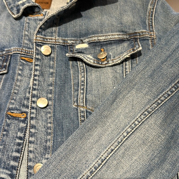 Raw hem Joe’s distressed jean jacket - Picture 3 of 4
